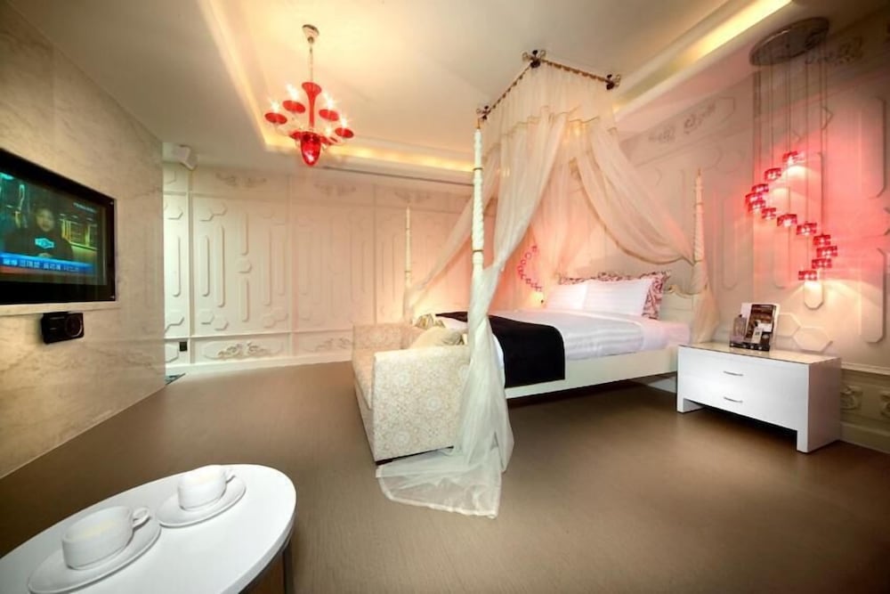 Фото Yenjim Motel