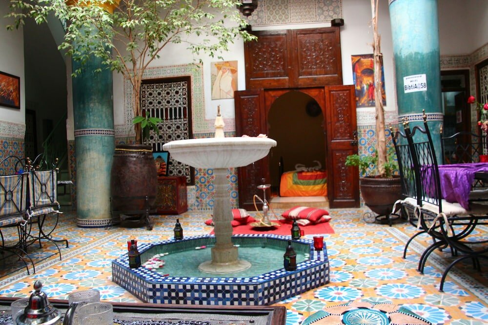 Фото Riad Bibtia