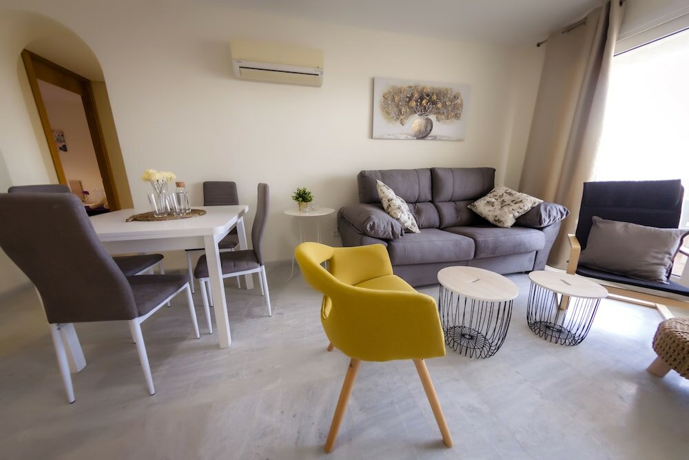 Фото Apartamentos Puerto Almerimar