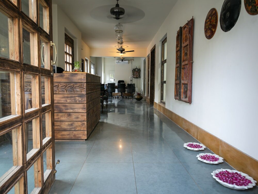 Фото Hotel Shambhu Villas