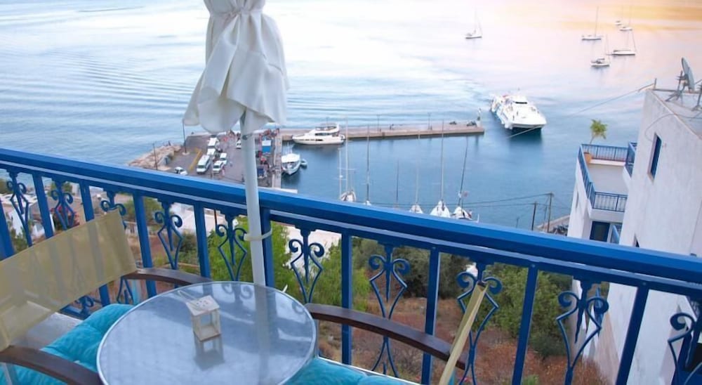 Фото Michalis Studios