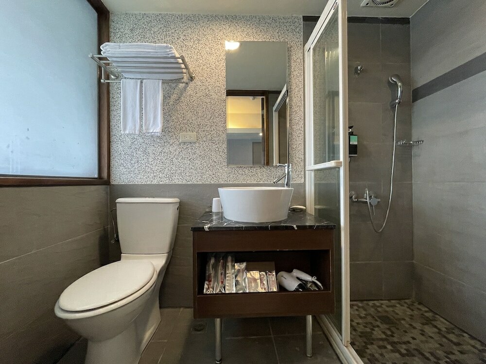 Фото The Galerie Hotel