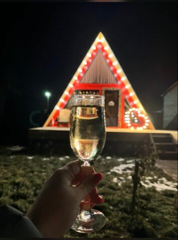 Фото Ял Хоум