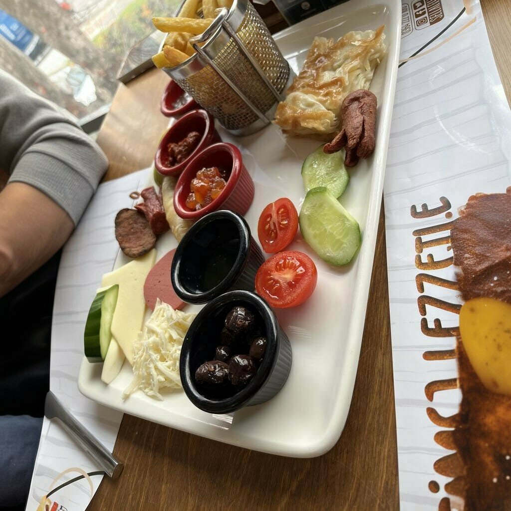 Bakery Waterfall Bakery, Corum, photo