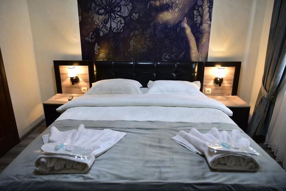 Фото The K Hotel