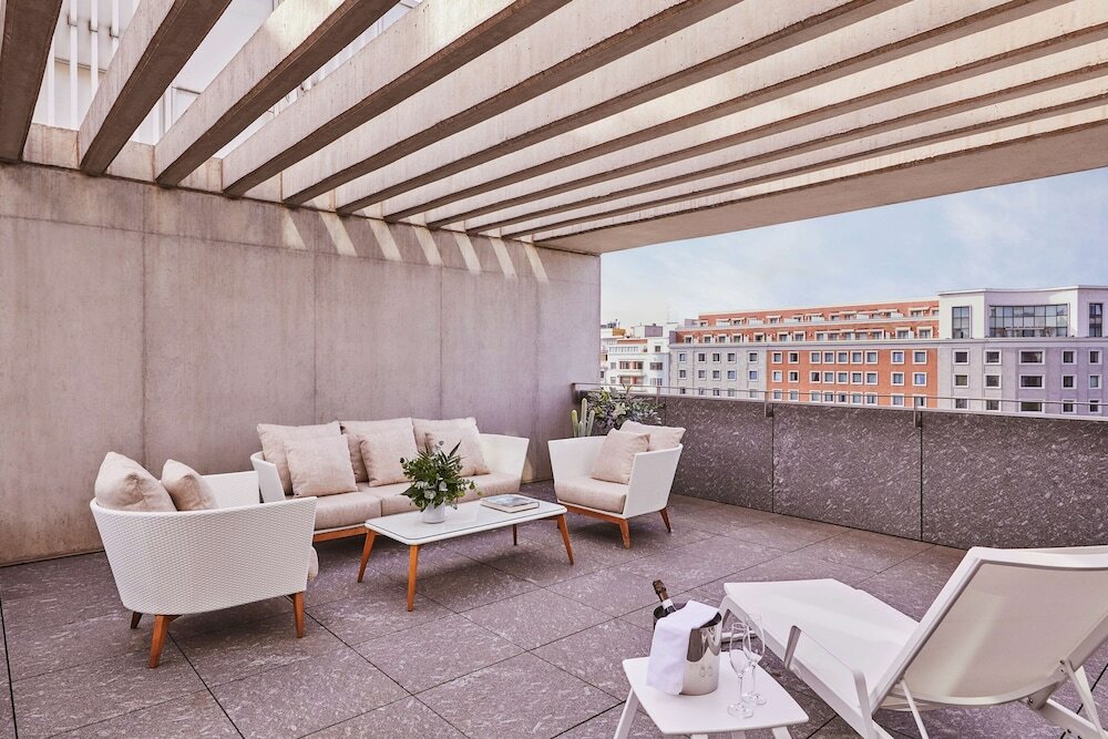 Фото Hyatt Regency Madrid Residences