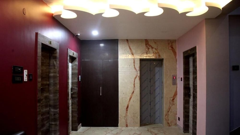 Фото Hotel Shreemoyee Inn