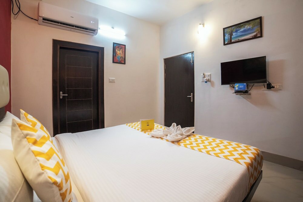 Фото Отель Yash Residency Assi Ghat