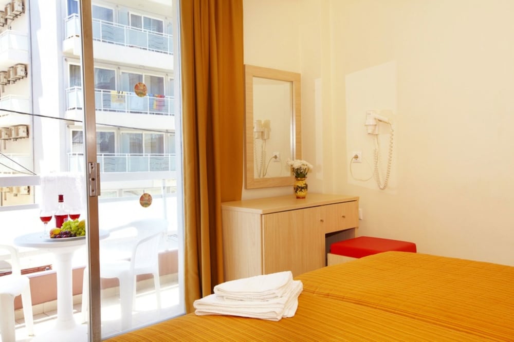 Фото Amaryllis Hotel