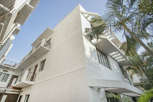 Oyo 10722 Simera Service Apartments