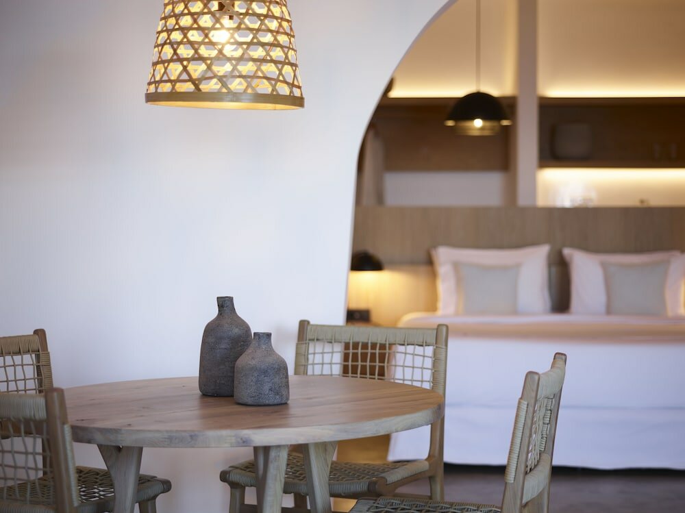 Фото Melidonia Suites