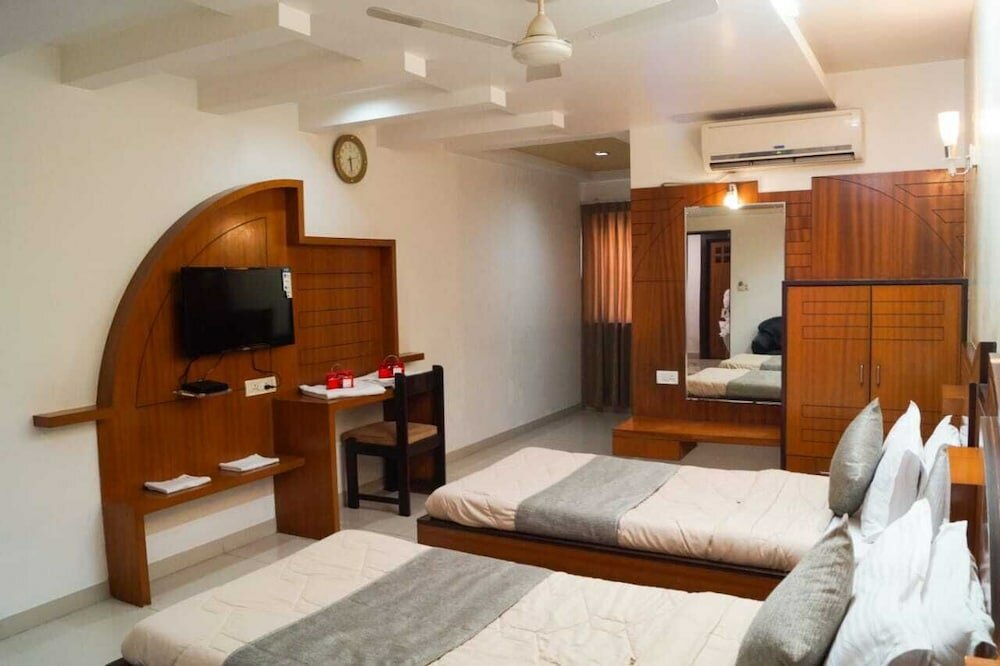 Фото Hotel Ambassador