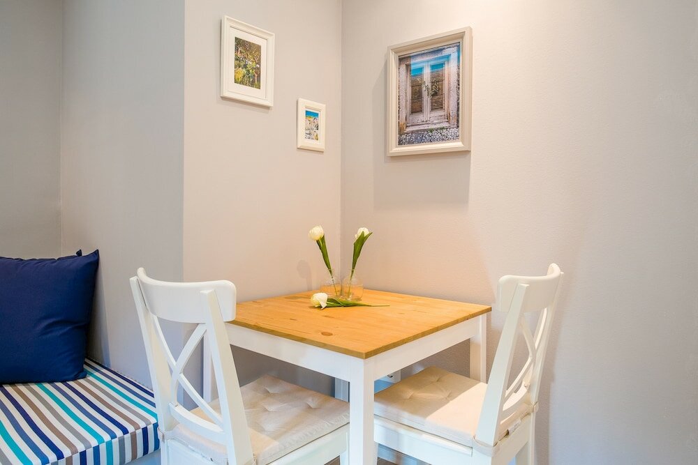 Фото Serenity Split Apartments