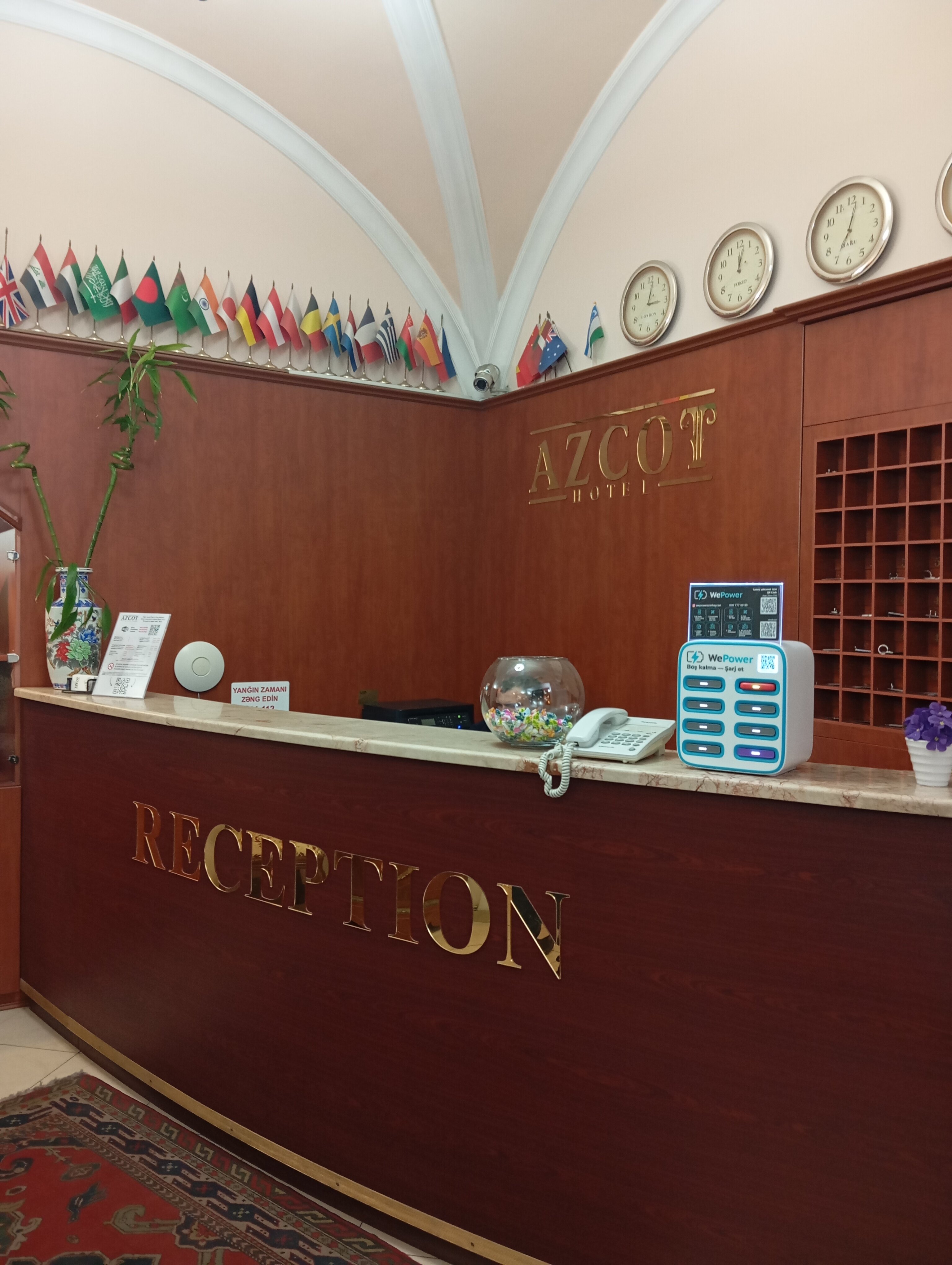Фото Azcot Hotel
