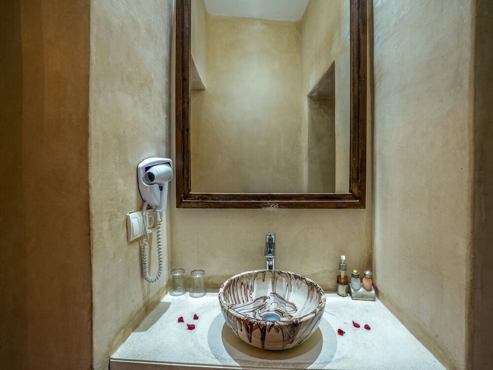 Фото Riad Maïalou