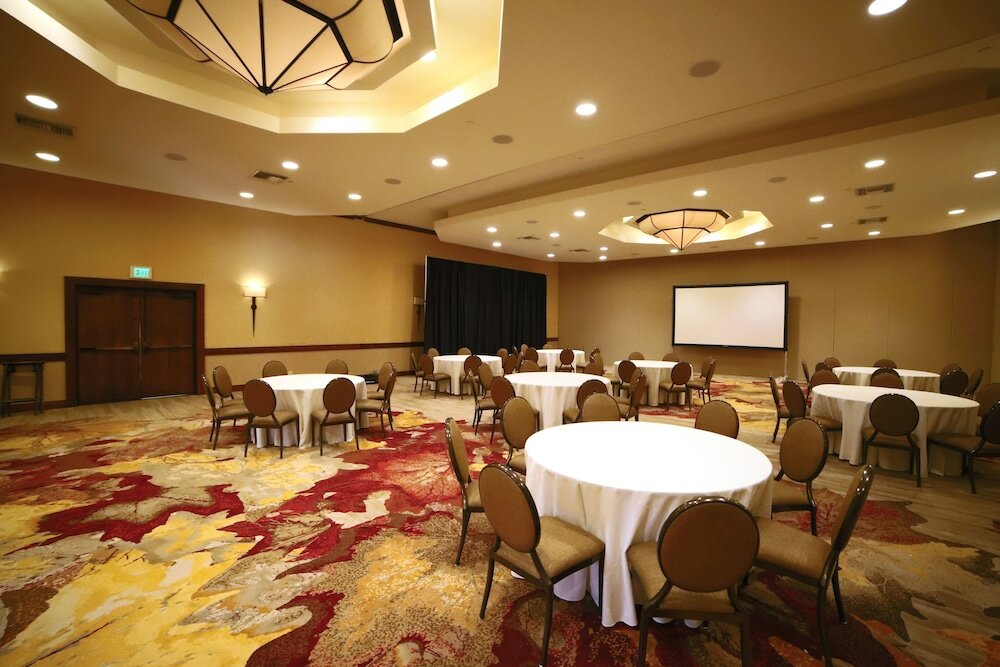 Фото Lake Arrowhead Resort and SPA