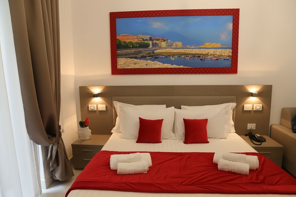 Фото Mecla Suites