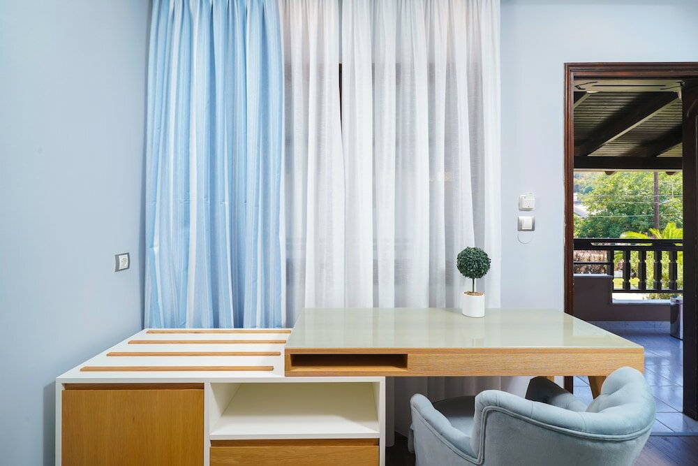 Фото Kamelia & Semeli Hotel