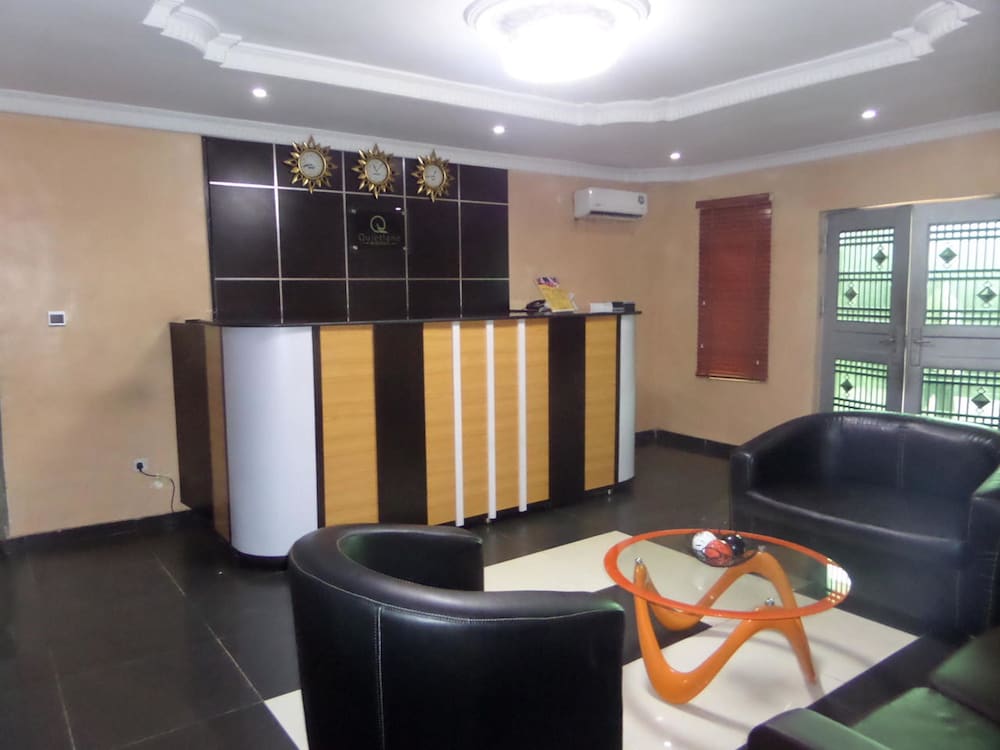 Фото Quietlane Residence