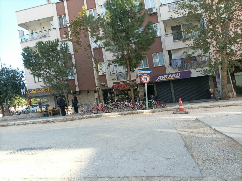 Bicycle shop Özen Technical, Antalya, photo