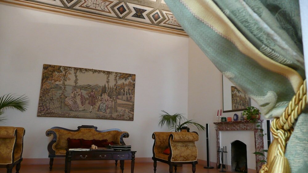 Фото Palazzo de' Vecchi