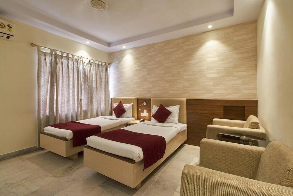 Фото Pallavi International Hotel