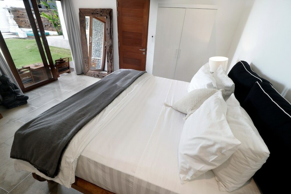 Фото The Apartments Canggu