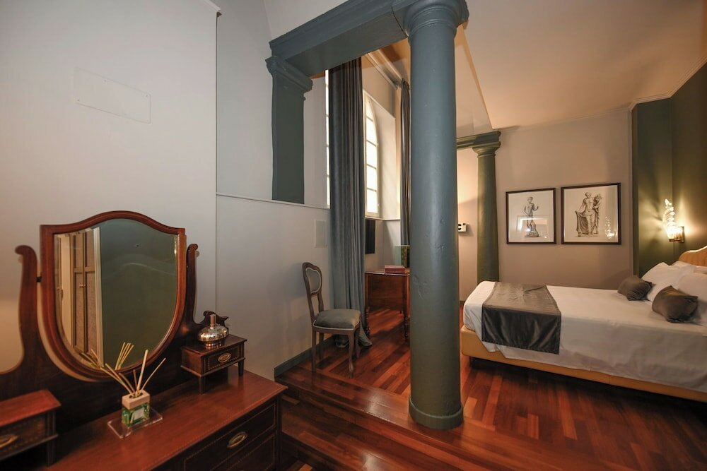 Фото The Tuscanian Hotel