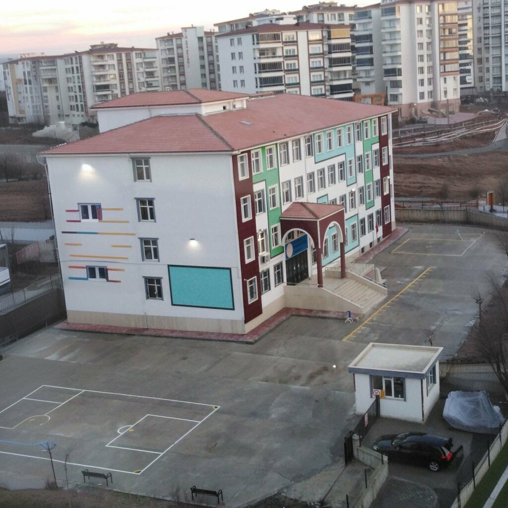 Primary school Nureddin Zengi Primary School, Batman, photo