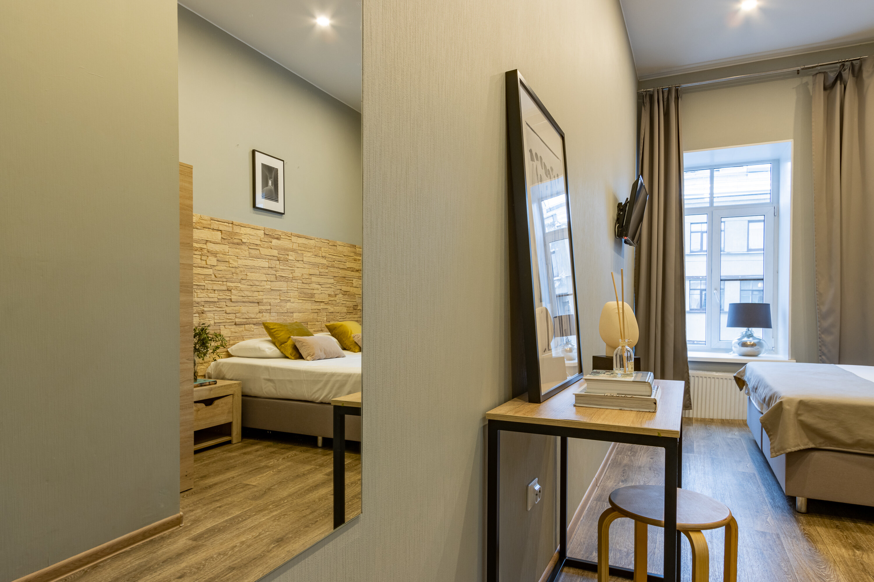 Фото Номера на Невском 111