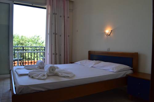 Фото Hotel Vlassis