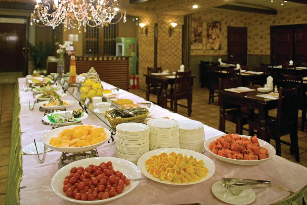 Фото Beijing Guangxi Hotel