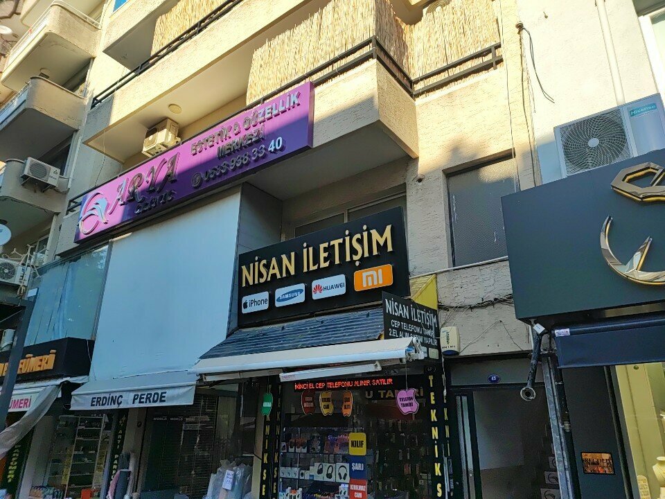 Mobile phone store Nisan Communication, Izmir, photo