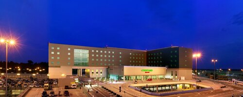 Гостиница Courtyard Warsaw Airport в Варшаве
