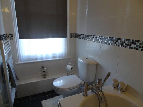 Фото Worth House