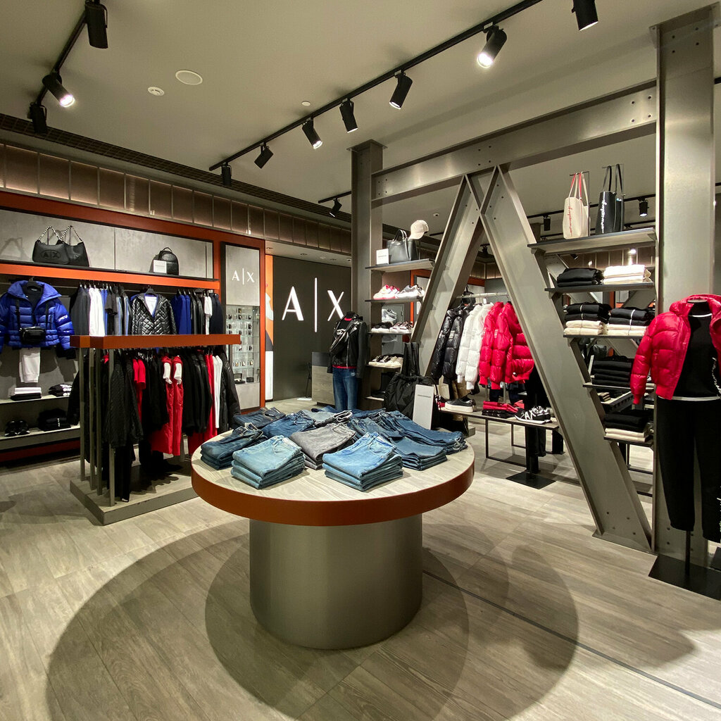 Магазин одежды Armani Exchange, Екатеринбург, фото
