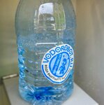 Vodorobot, водомат (ulitsa Akhmetova, 316/1) ، محل بيع المياه