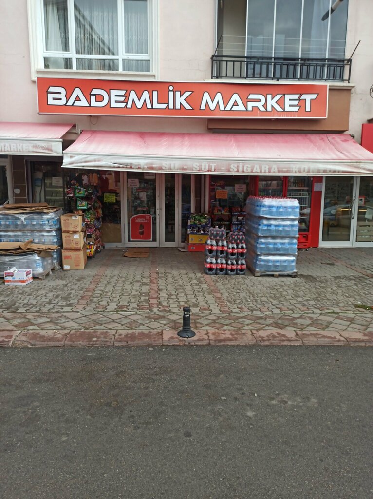 سوق المزارعين The Sunday Market Place of Bademlik ، أنقرة، صورة