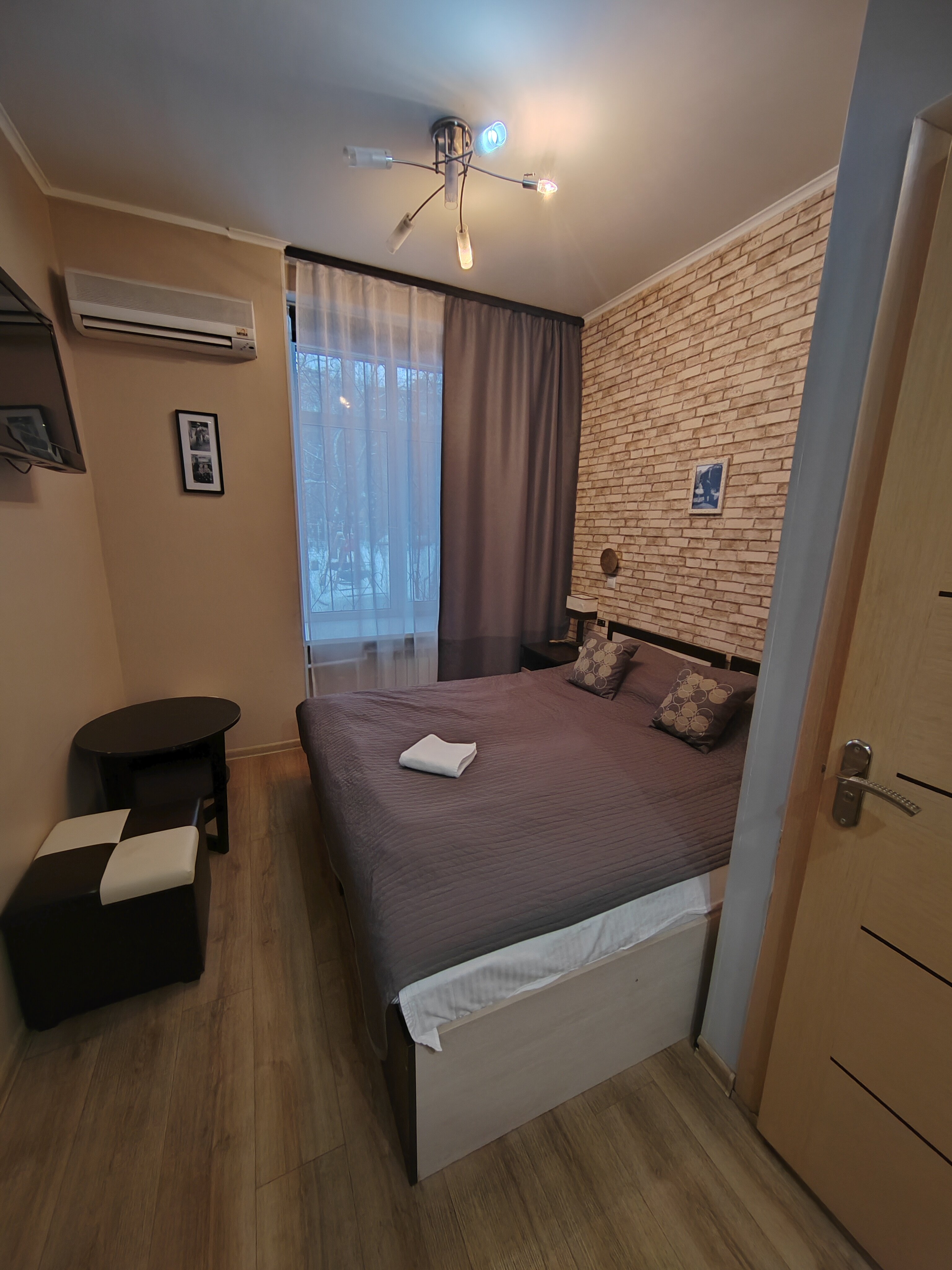 Фото Априори