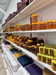 House of Honey (Krasnoflotskaya ulitsa, 1), honey and beekeeping