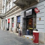Bukinista (Kneza Mihaila Street, 40) ، أنتيكات وآثار