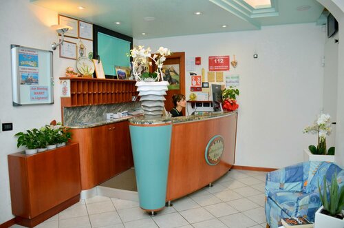Гостиница Hotel Etna в Линьяно-Саббьядоро