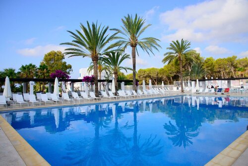 Апартаменты Cala Llenya Resort Ibiza в Санта-Эулалия-дель-Рио