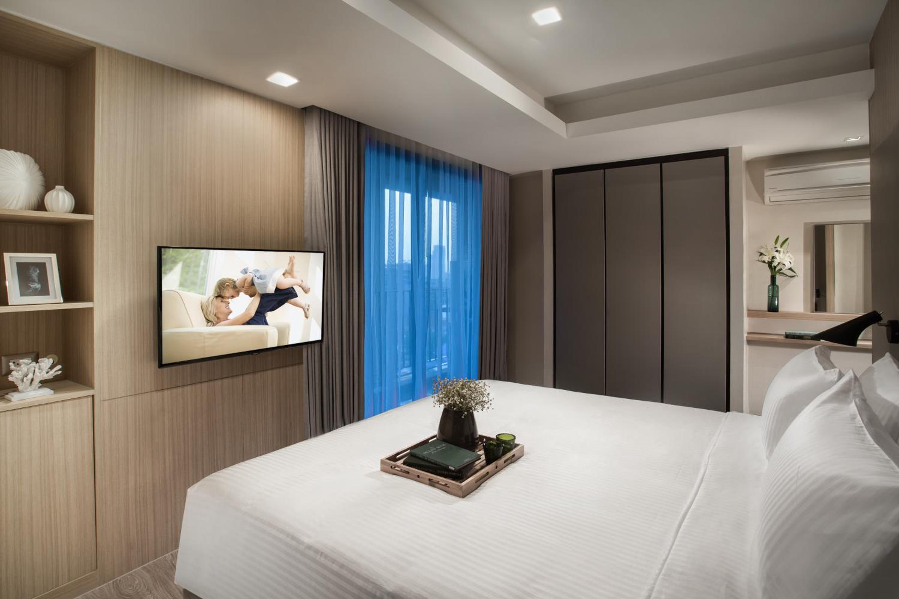 Фото Somerset Ekamai Bangkok