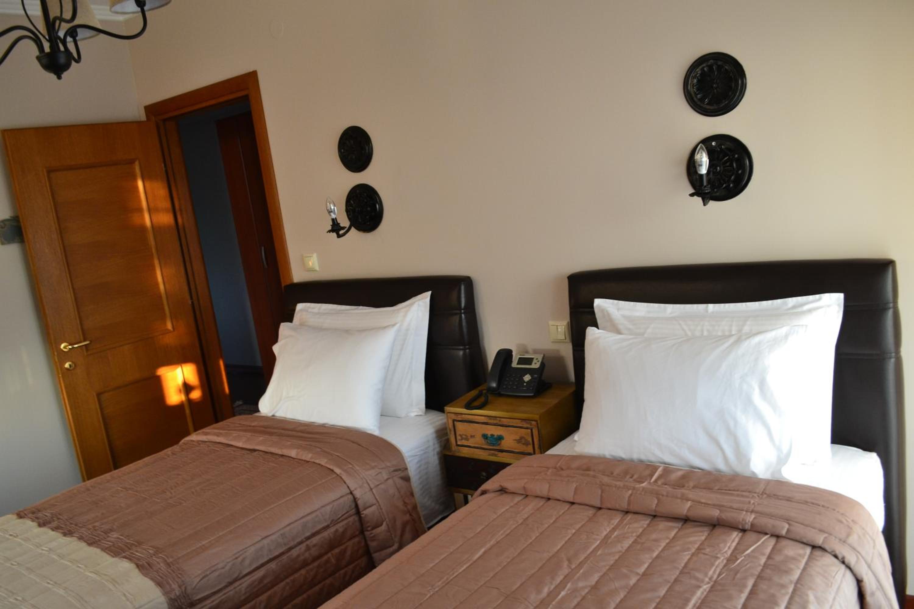 Фото Evmorfes Villas