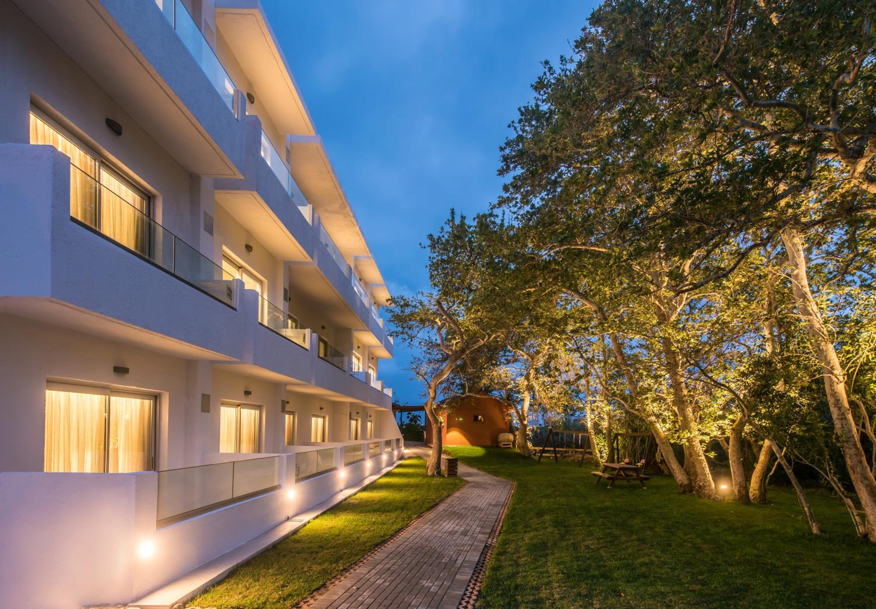 Фото South Coast Hotel