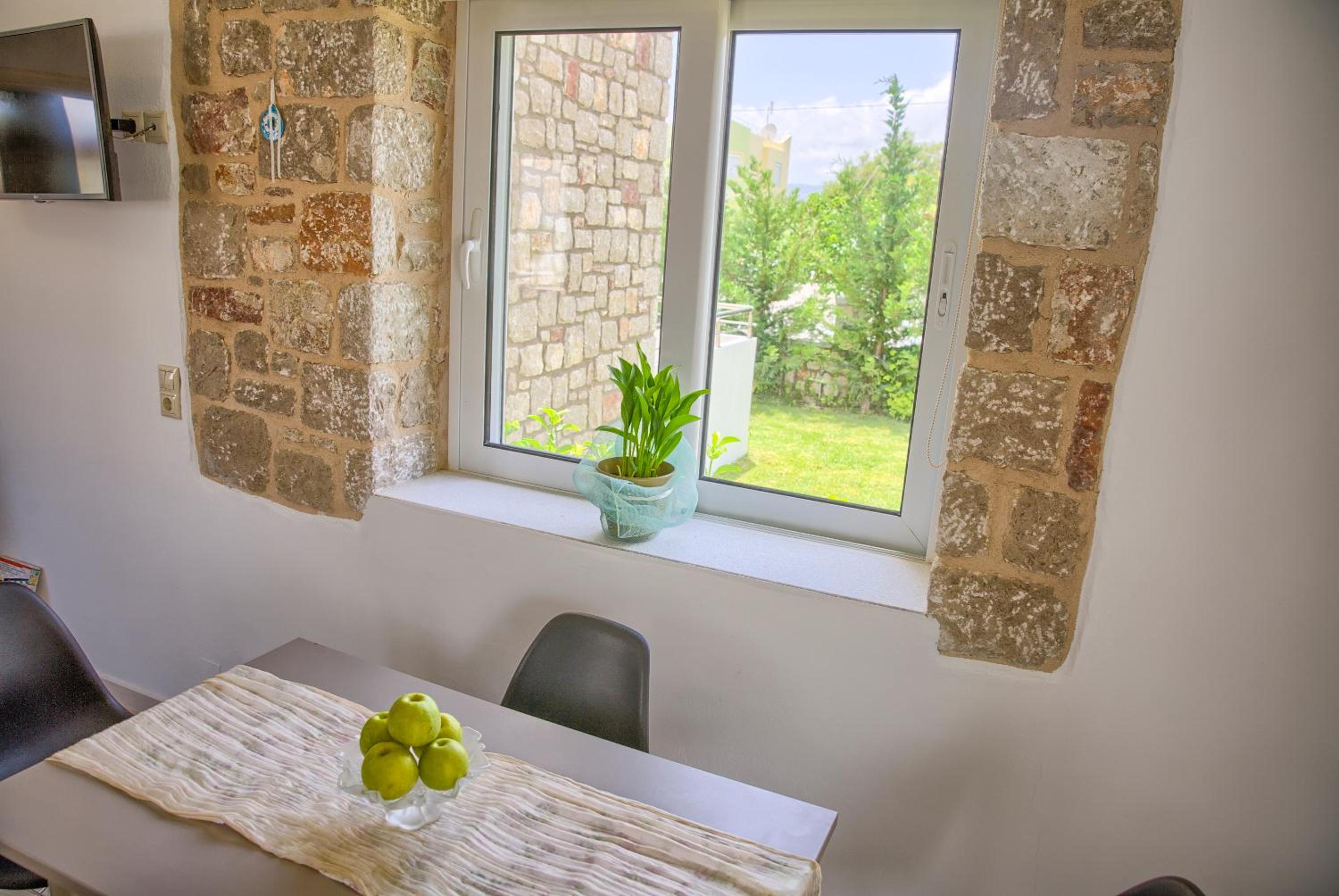 Фото G&k Stone Suites