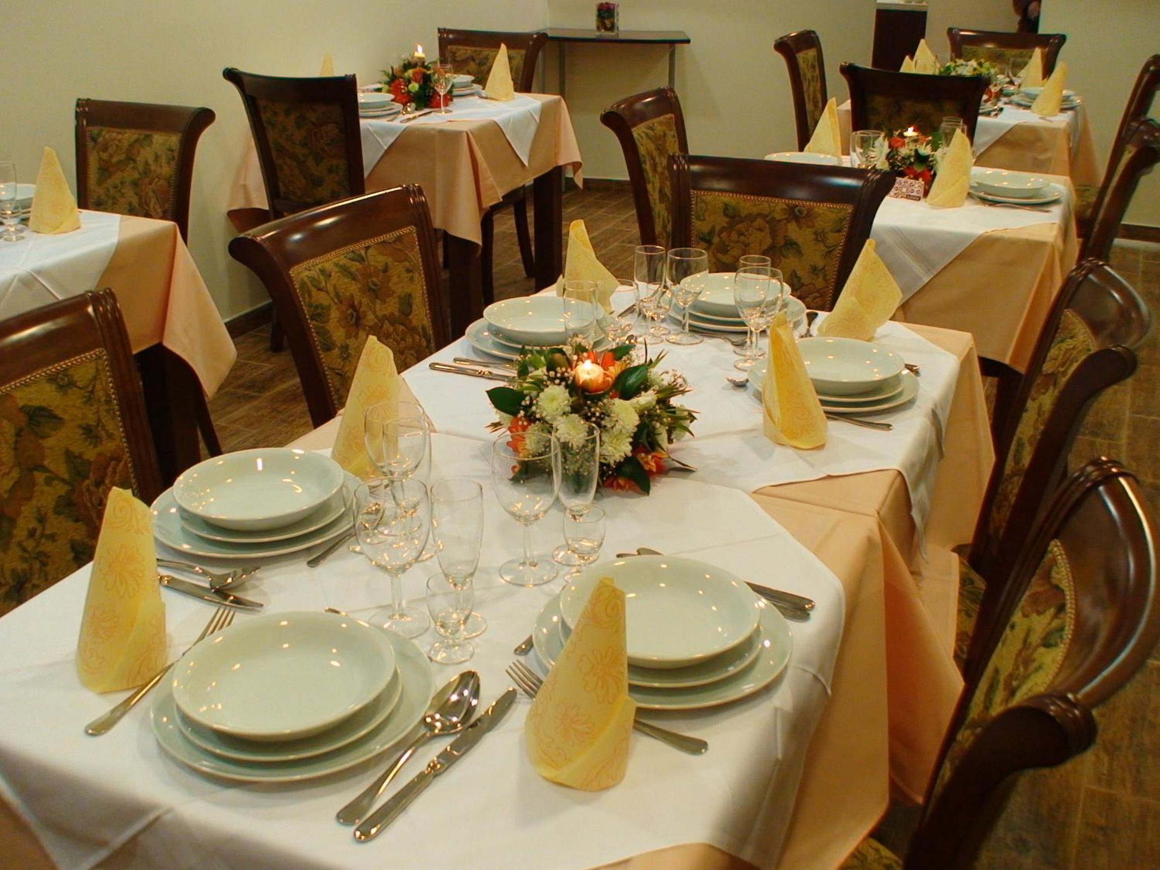 Фото Hotel BaMBiS