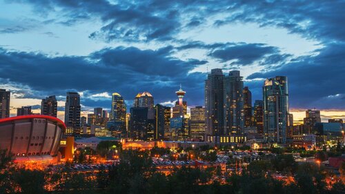 Гостиница Amenida Residences Calgary в Калгари