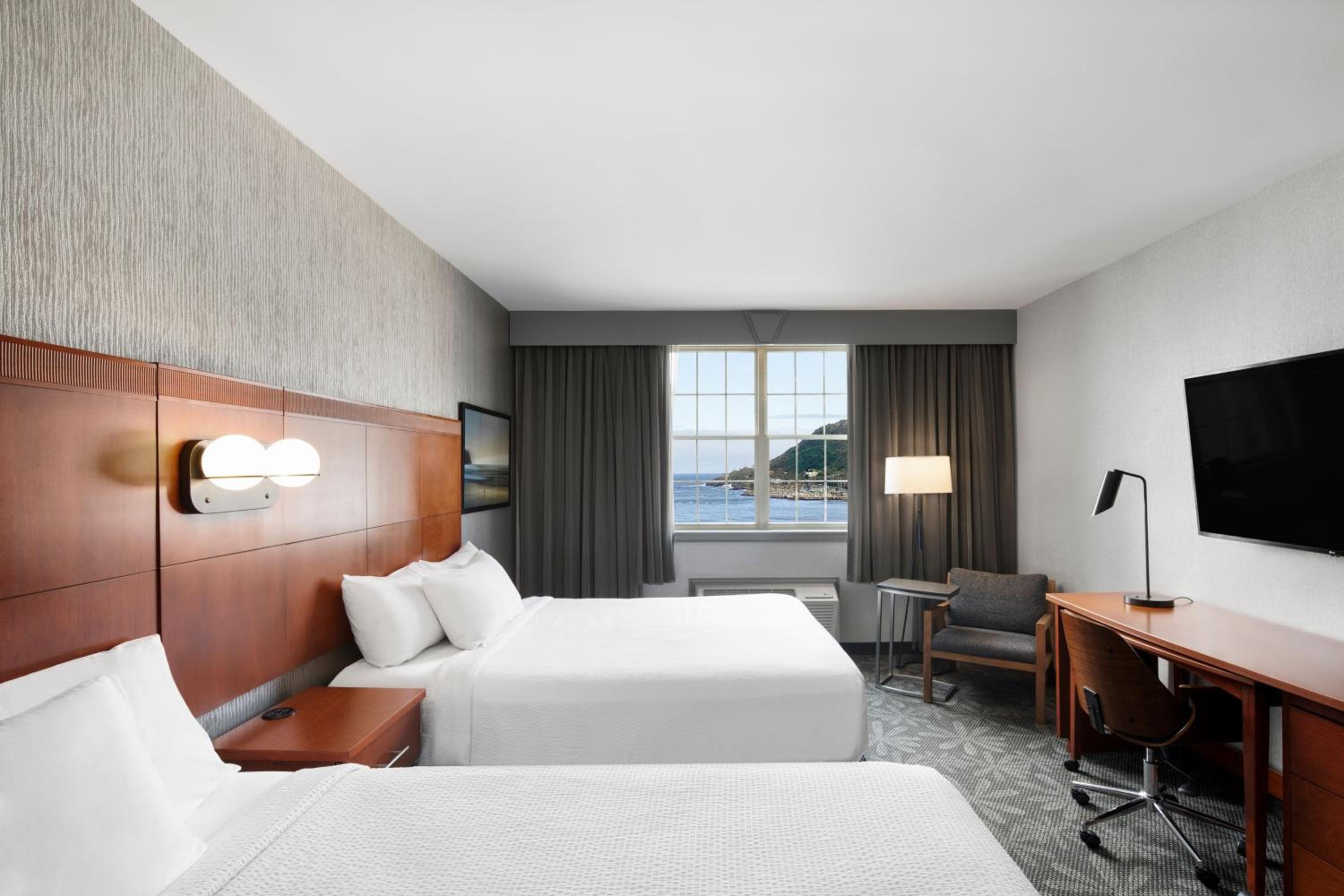 Фото Courtyard by Marriott St. John's Newfoundland